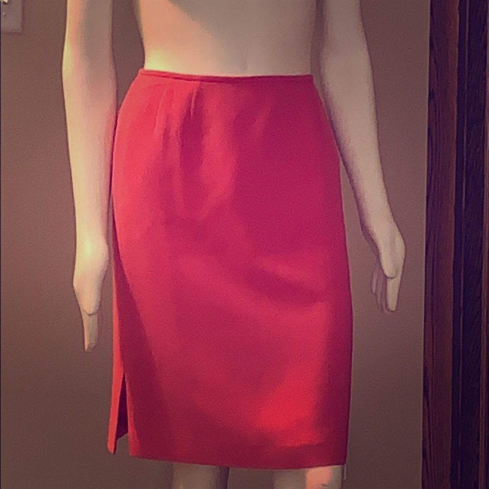 ‎Vintage coral pencil skirt. Size 6